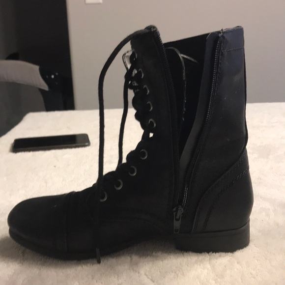 Boots - Picture 2 of 4